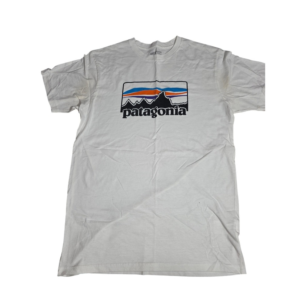 Patagonia Mens P-6 Logo Slim Fit T-Shirt White Size Medium Short Sleeve Tee